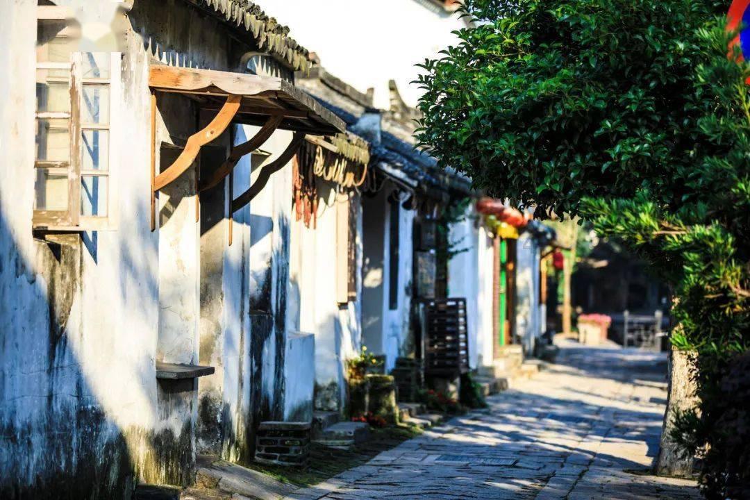 从厂家订货 税率是7 出给客户税率是8 比如:一个商品进货价是370 出给客户价格?-有问必答平台